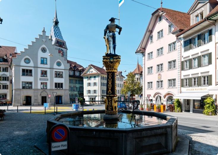 City-Hotel Ochsen Zug – Kolinplatz mit Brunnen