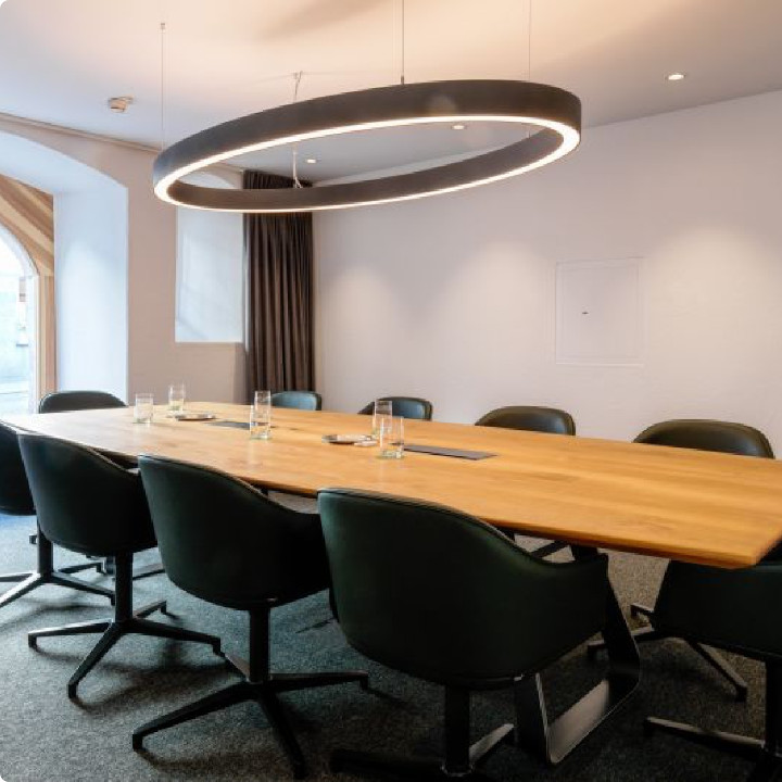 City-Hotel Ochsen Zug – moderner Sitzungsraum